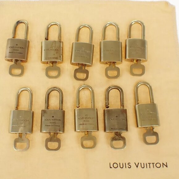 LOUIS VUITTON LV 10 SET PADLOCK KEY BAG CHARM CADENA GOLD PLATED FRANCE 37EB419 - Picture 2 of 4